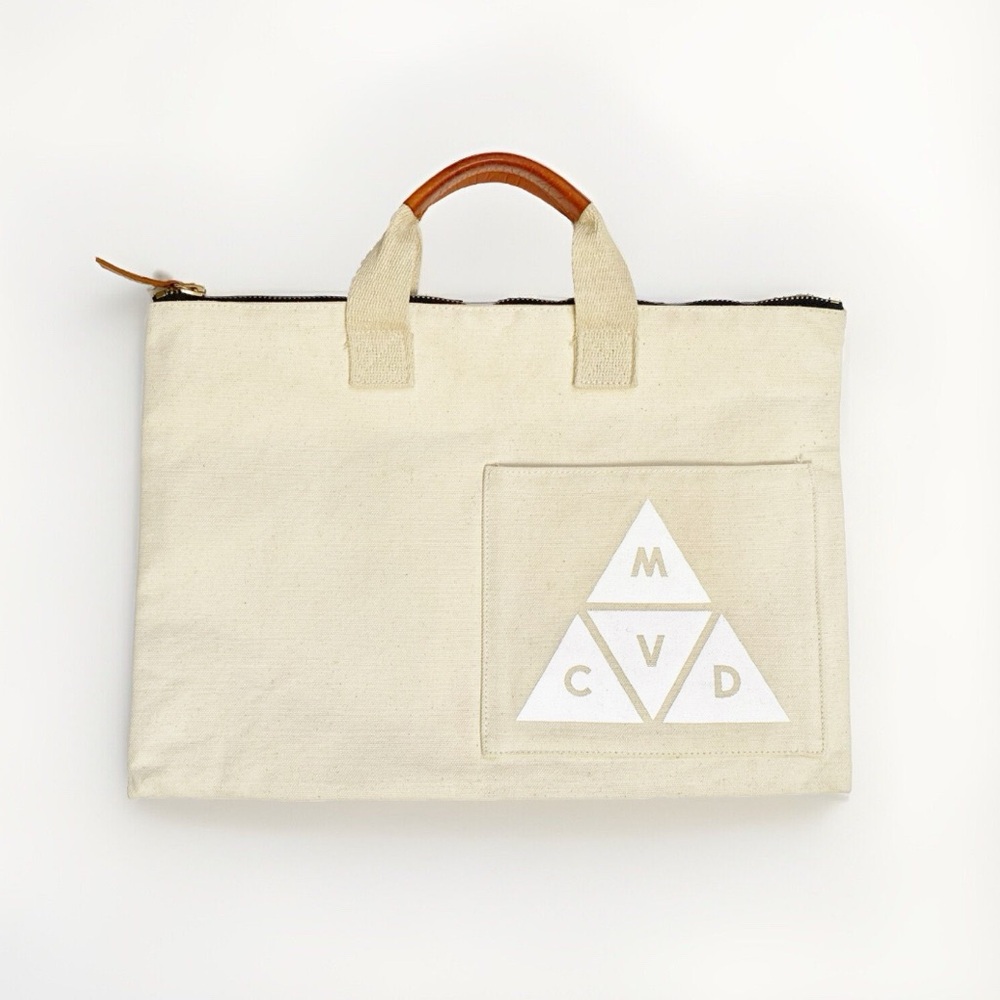 CLARE V. MIKE D MDCV beige white canvas Roman numeral zipper slim tote bag - Picture 2 of 15